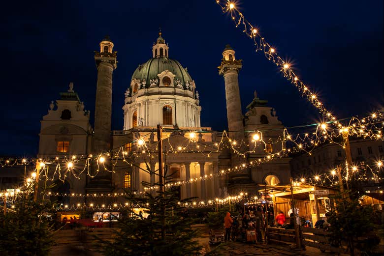Admire Karlsplatz Christmas Market 